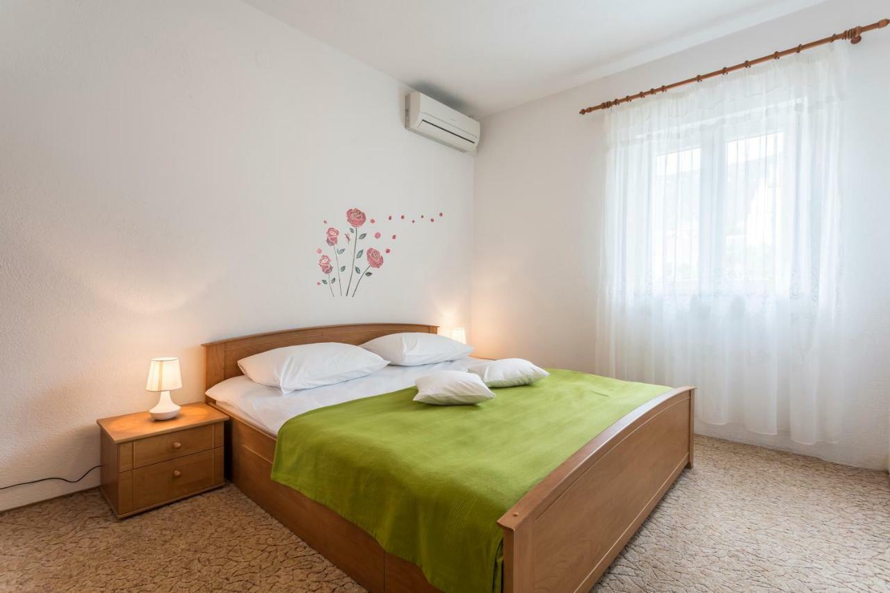 Apartmani Bezma Бол Екстериор снимка