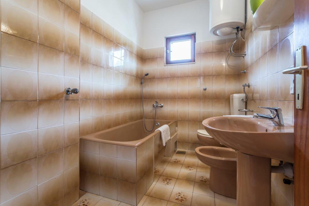 Apartmani Bezma Бол Екстериор снимка